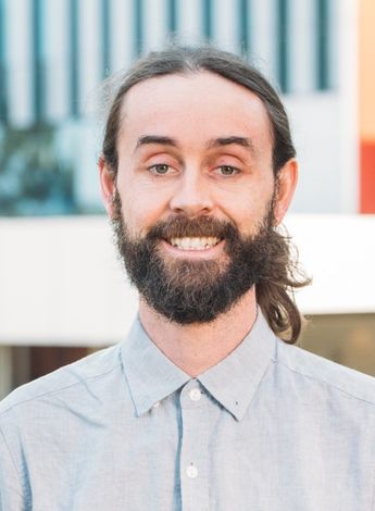 Dr Daniel Harvie FACP